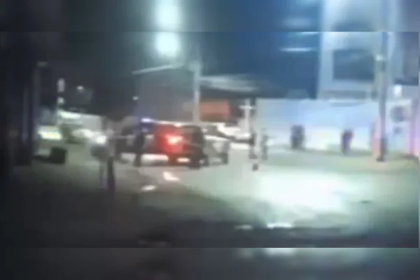 Homem é executado a tiros após briga em distribuidora
