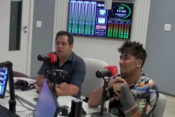 Cantor Tiago expõe separação de dupla sertaneja após “talaricagem”