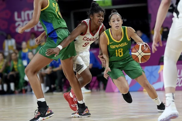 Seleção feminina de basquete vence o Canadá na estreia no Pan