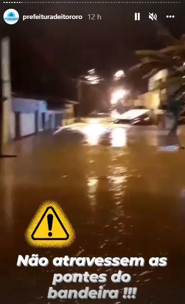 Vídeo: famílias de Itororó (BA) são resgatadas em barcos após chuva - imagem 1 Vídeo: famílias de Itororó (BA) são resgatadas em barcos após chuva - imagem 1