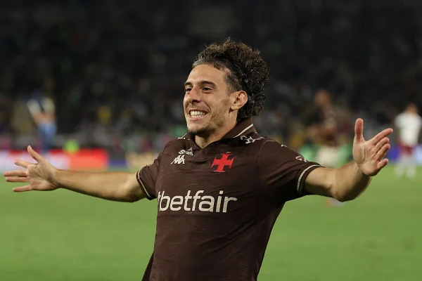 Com vitória no clássico, Vasco encerra marca negativa no Brasileirão