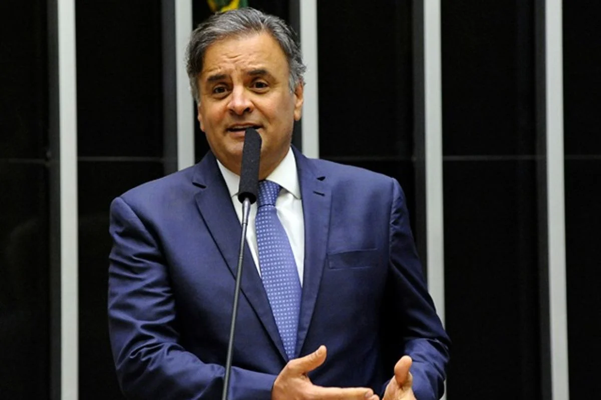 Valdemar e Aécio selam aliança que redefine sistema partidário