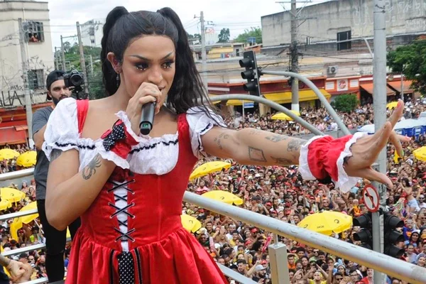 Veja ao vivo a live com show de Pabllo Vittar & Friends