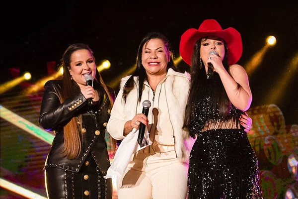 Maiara e Maraisa se emocionam com homenagem a Marília Mendonça em nova turnê