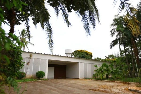 Governo federal coloca imóveis à venda com financiamento da Caixa. 61 são no DF, incluindo mansões da Casa Civil e da Fazenda. Confira a lista