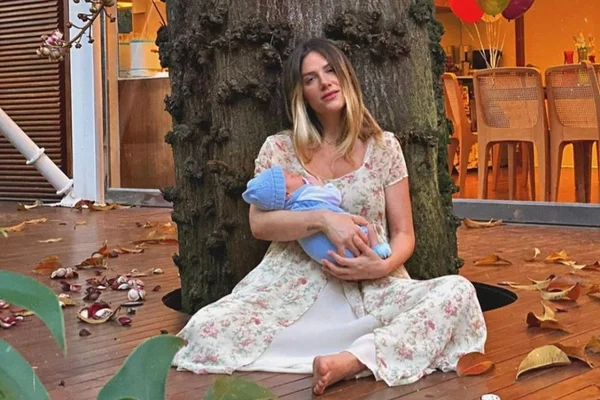 Giovanna Ewbank e Zyan
