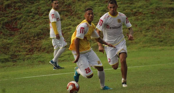 Brasiliense recebe Capital em duelo de ida das quartas do Candangão