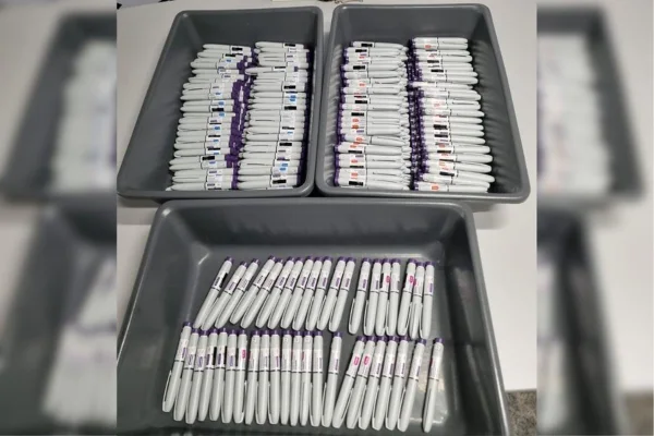 Apreensão do medicamento Mounjaro pela Receita Federal - Metrópoles