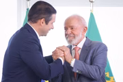 Lula falou sobre relação com Hugo Motta e Alcolumbre