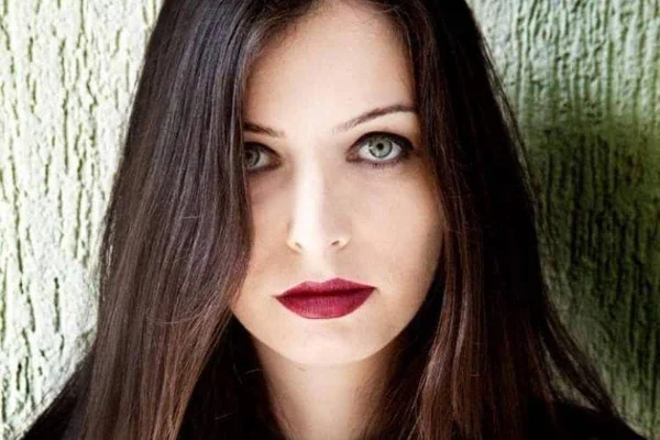 Karine Delavechia Rodrigues morre aos 32 anos