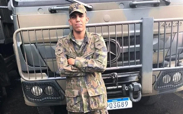 Luiz Elias Vieira de Mello- Jovem morto em assalto no RJ
