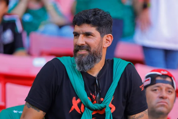 Loco Abreu, ex-jogador do Uruguai durante jogo da Copa do Mundo