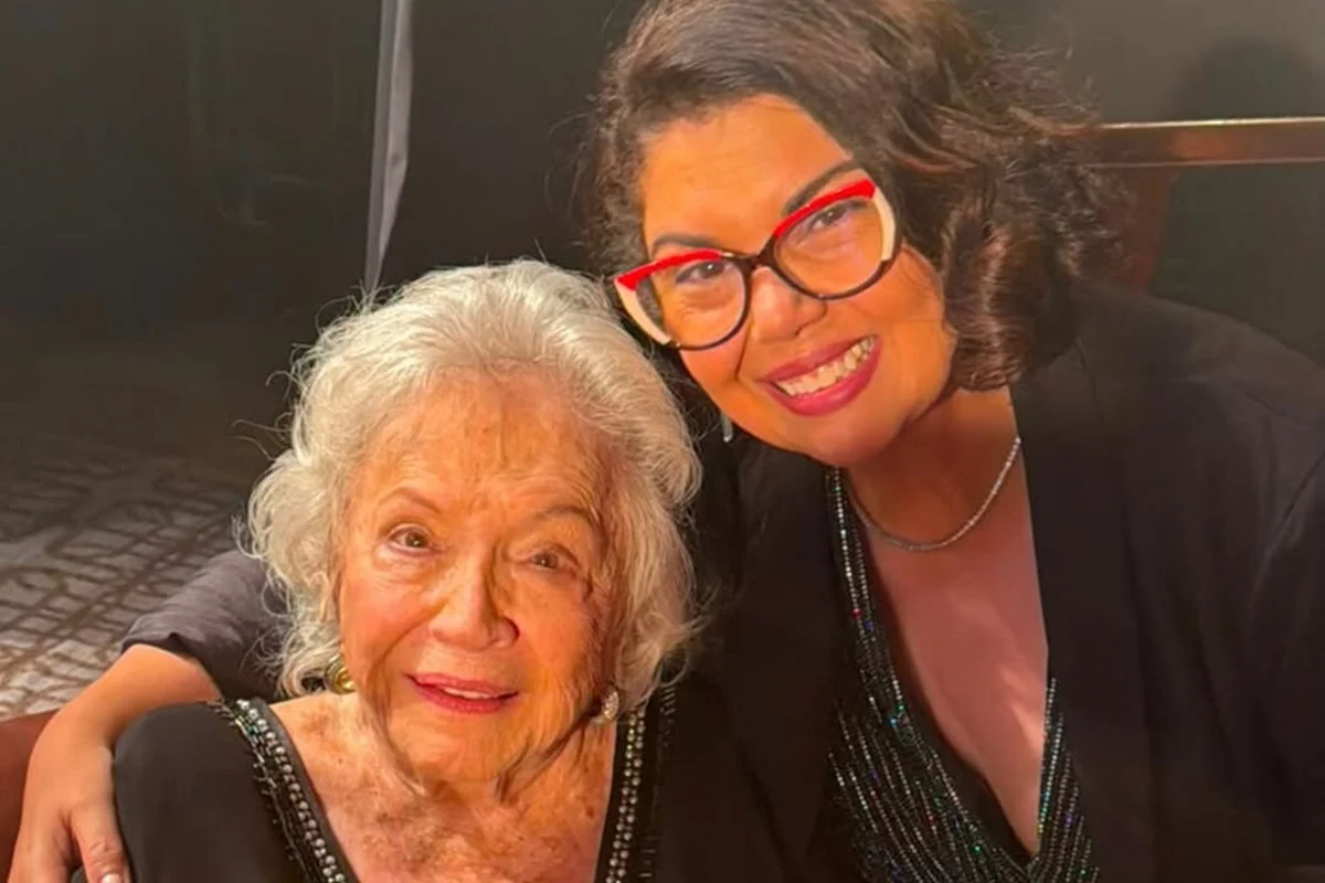 Fabiana Karla fala da carreira ao celebrar a vida de Nathalia Timberg