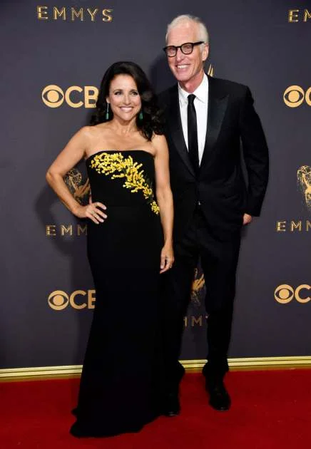 Julia Louis-Dreyfus e Brad Hall Julia Louis-Dreyfus e Brad Hall