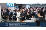 Ao fundo, o ex-vereador Carlos Bolsonaro (PL-RJ) participa da posse do desembargador eleitoral Márcio Schiefler Fontes no TRE-SC Ao fundo, o ex-vereador Carlos Bolsonaro (PL-RJ) participa da posse do desembargador eleitoral Márcio Schiefler Fontes no TRE-SC