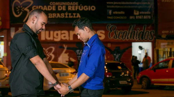 A vida depois de… conhecer meu marido na igreja