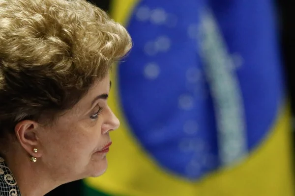 Impeachment de Dilma Rousseff é aprovado no Senado