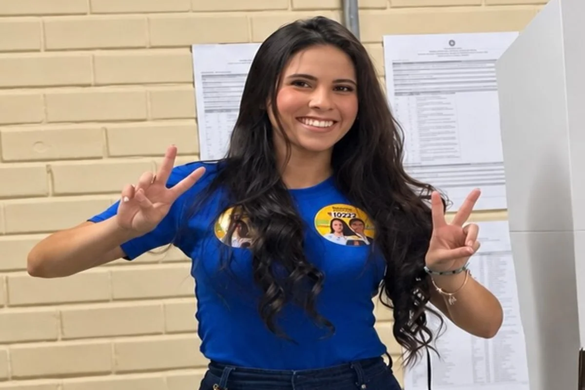Saiba quem é Estefane Sampaio, a mulher mais votada para deputada distrital