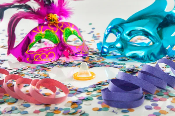 Usuários do Par Perfeito acreditam ser possível encontrar amor no Carnaval