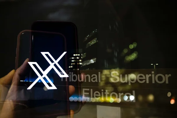X depositou R$ 28 mi em conta da Caixa em vez do Banco do Brasil