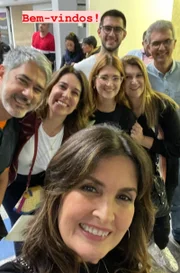 Famílias se reuniram para receber Vinicius e Thalita Famílias se reuniram para receber Vinicius e Thalita