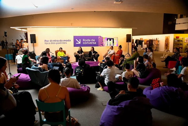 Roda de conversa com o tema "O que é ser sustentável?", no primeiro dia do Metrópoles Feshion & Design Festival