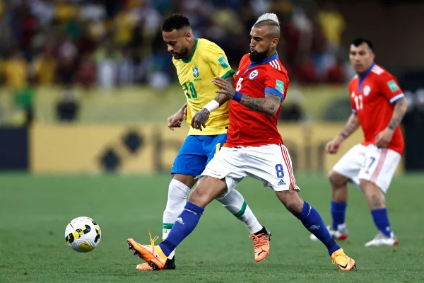 Imagem colorida da partida entre Brasil x Chile