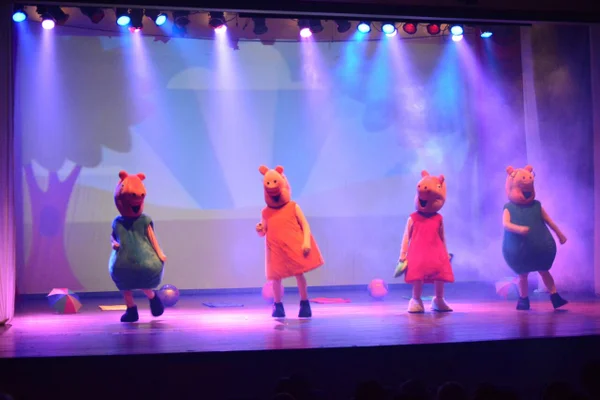 Peppa Pig faz show em Brasília