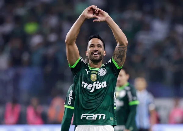 Luan, zagueiro do Palmeiras - Metrópoles