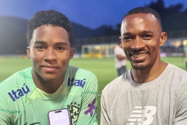 Endrick e o pai, Douglas Ramos