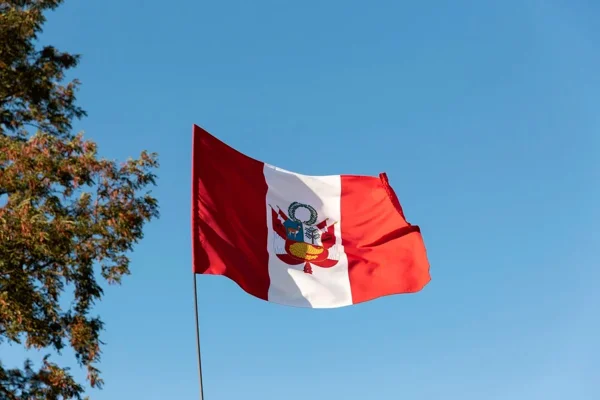 Imagem colorida da bandeira do Peru