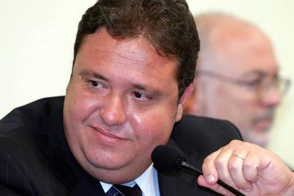 Lava Jato: por ordem do STF, Moro manda soltar João Cláudio Genu