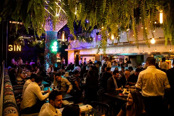 Conheça bares descolados para curtir o happy hour na Asa Sul
