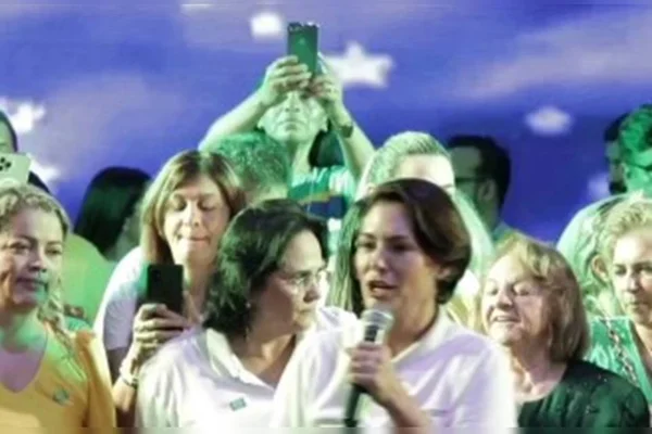 Michelle e Damares em Fortaleza