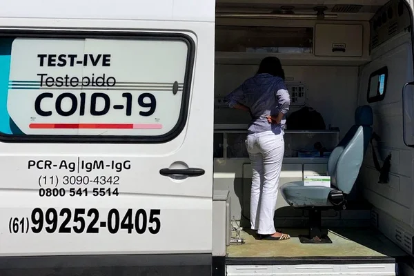 Van é vistoriada