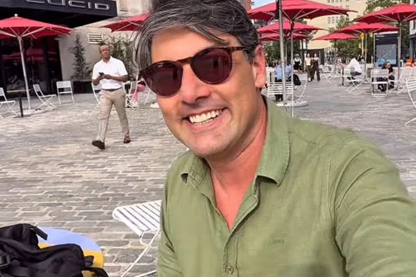 "Quase 100%", diz Bruno De Luca após cirurgia de emergência na coluna - Metrópoles