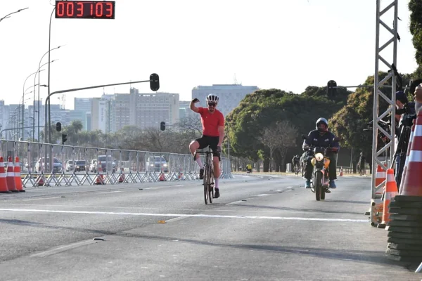 Foto colorida do Metrópoles Endurance Cycling - Metrópoles
