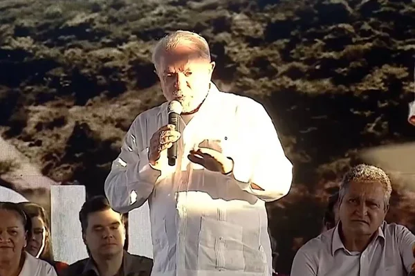 Imagem colorida do presidente