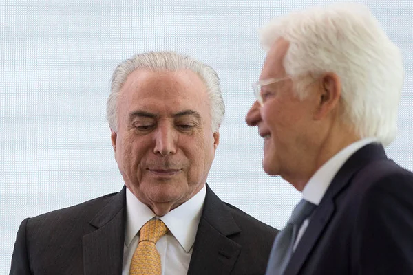 Lava Jato: STF tira de Bretas denúncia contra Temer e Moreira Franco