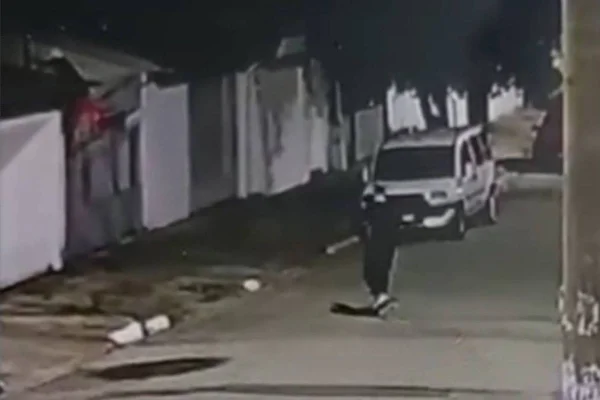 O caso foi registrado como latrocínio. O filho do casal de idosos encontrou a casa, na zona leste de São Paulo, revirada e os pais feridos - Metrópoles