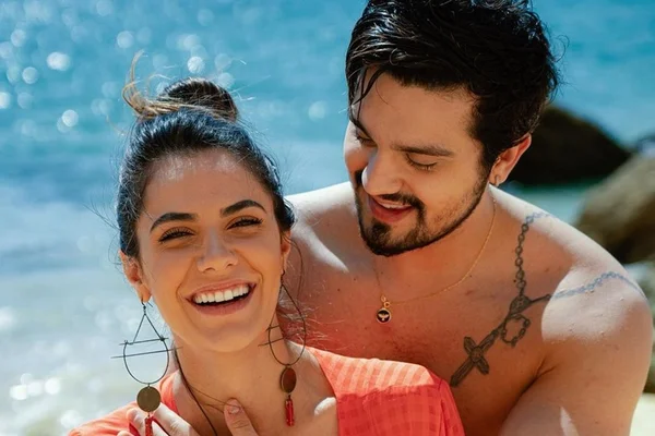 Luan Santana e noiva Jade Magalhães