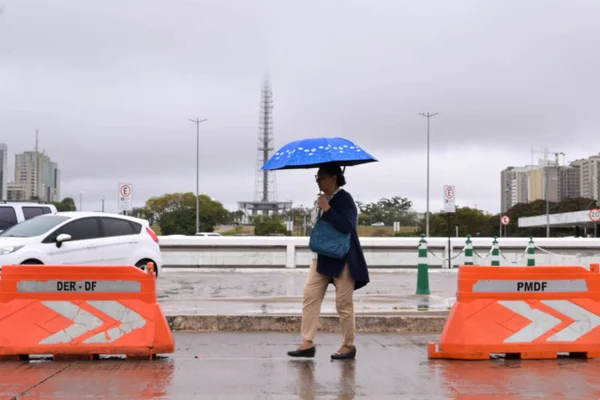 Chuvas e trovoadas devem marcar o feriado prolongado no DF