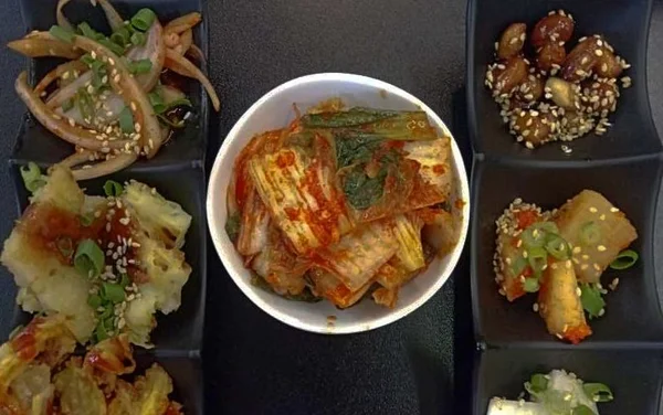 Seja feliz: experimente a cozinha coreana do Happy House