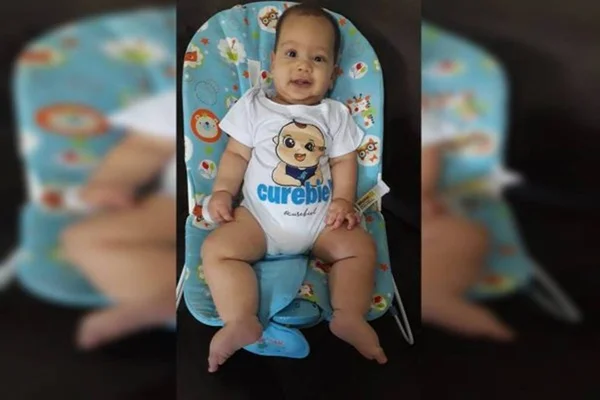 Juíza nega remédio para bebê do DF com AME por alegar escassez de recursos
