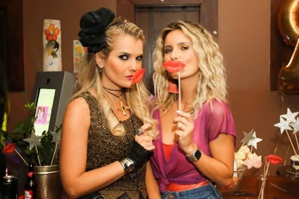 Isadora Campos e Lucila Pena Isadora Campos e Lucila Pena