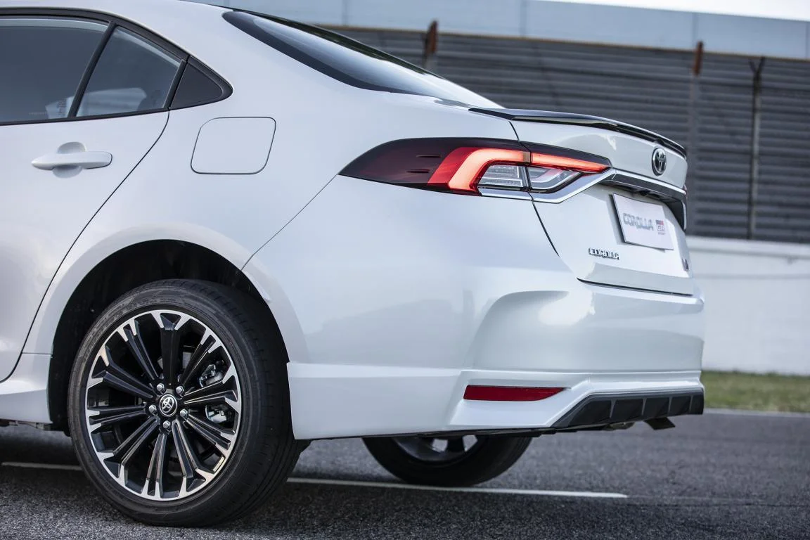Toyota Corolla ‘esportivo’ GR-S chega às lojas por R$ 152 mil - imagem 9 Toyota Corolla ‘esportivo’ GR-S chega às lojas por R$ 152 mil - imagem 9