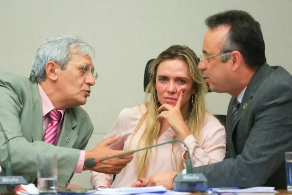 Procuradoria da CLDF dá sinal verde para cassação do Bonde da Propina