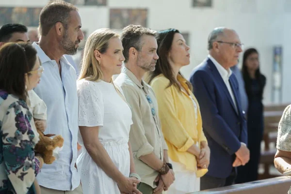 Missa que celebra aniversário de Brasília reúne Alckmin e Celina