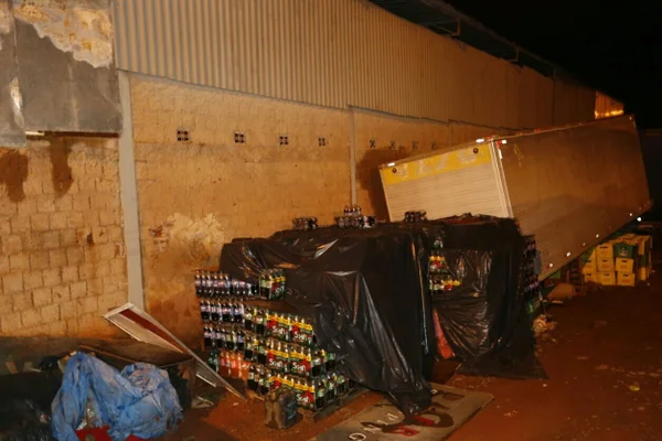 Polícia desmantela galpão em Santa Maria com cargas roubadas