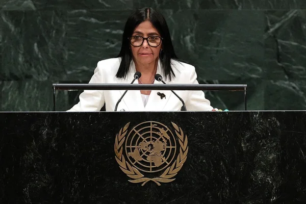 Imagem colorida mostra presidente da Venezuela - Metrópoles
